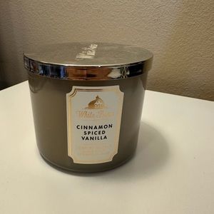 Bath & Body Works 3 wick (14.5oz) candle